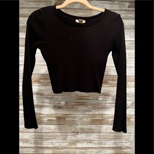 Black Long Sleeve Crop Top